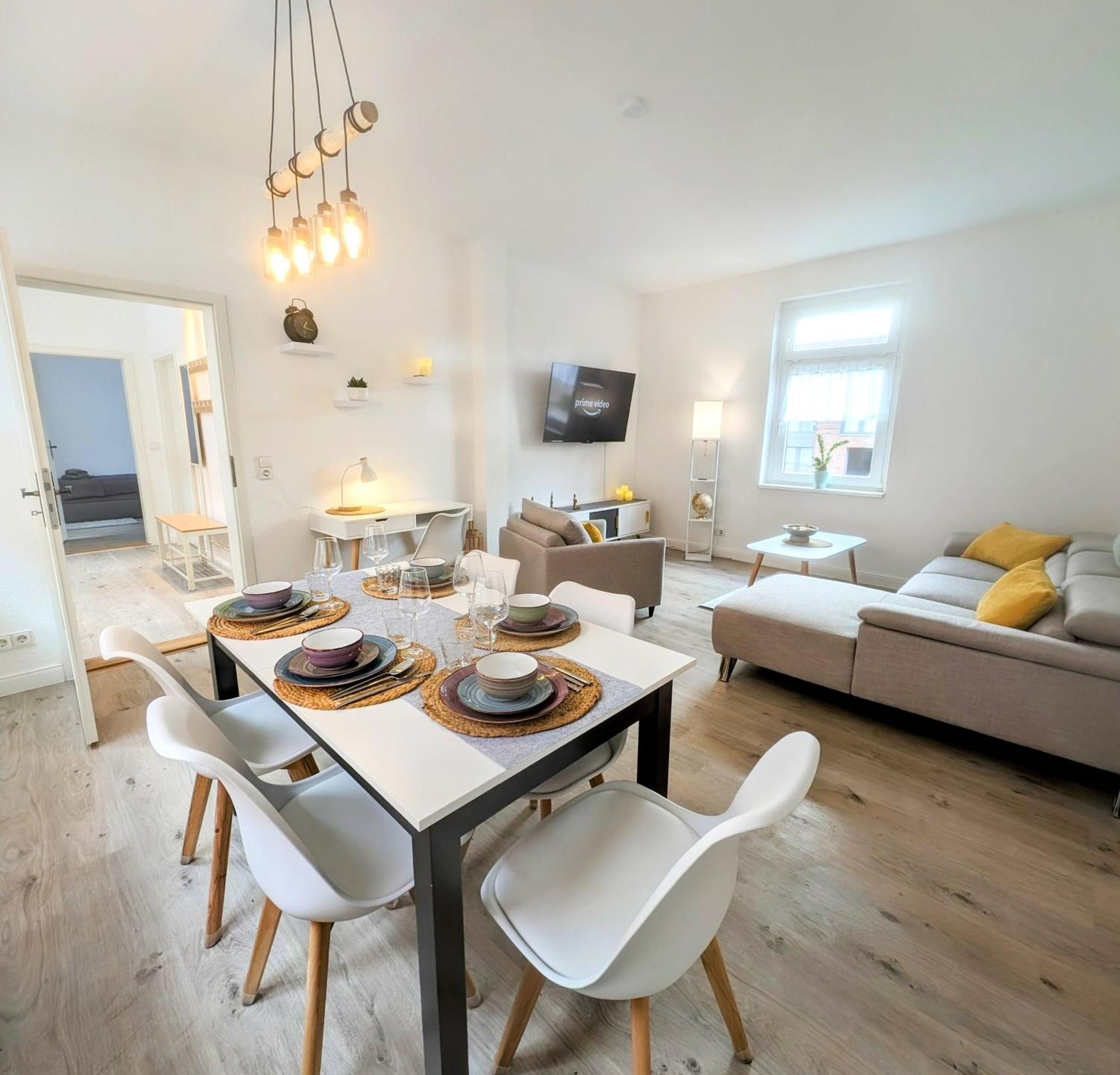 Casa Apartment Modern Vintage Flexibilitaet Pur- Perfektes Apartment Fuer Familien Und Geschaeftsreisende 5 Schlafplaetze, Vollausstattung, Amazon Prime & Parkplatz Inklusive マクデブルク エクステリア 写真